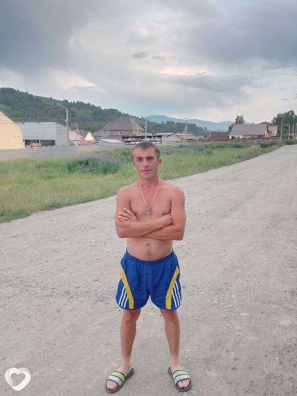 Илья, 37, Томске — анкета №1845018