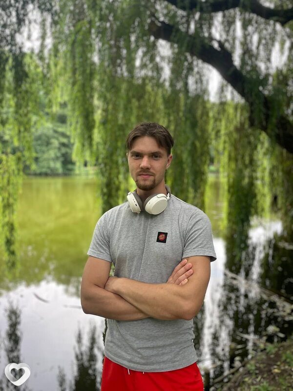 Alex, 23, Познань — анкета №1846909