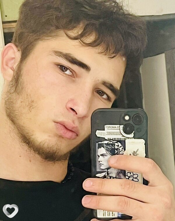 Даниэл, 21, Волжском — анкета №1848105