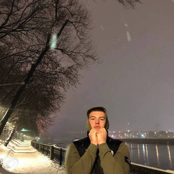 Данила, 20, Москве — анкета №1850170