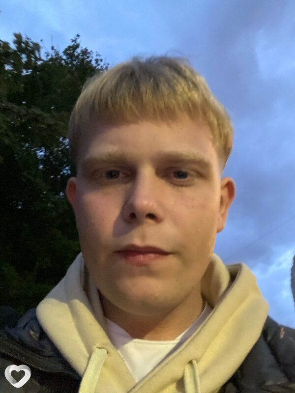 Юрий, 19, Санкт-Петербурге — анкета №1853291
