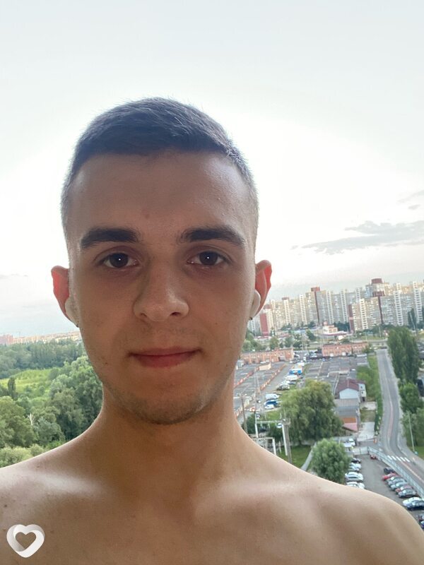 Андрей, 22, Киеве — анкета №1853601
