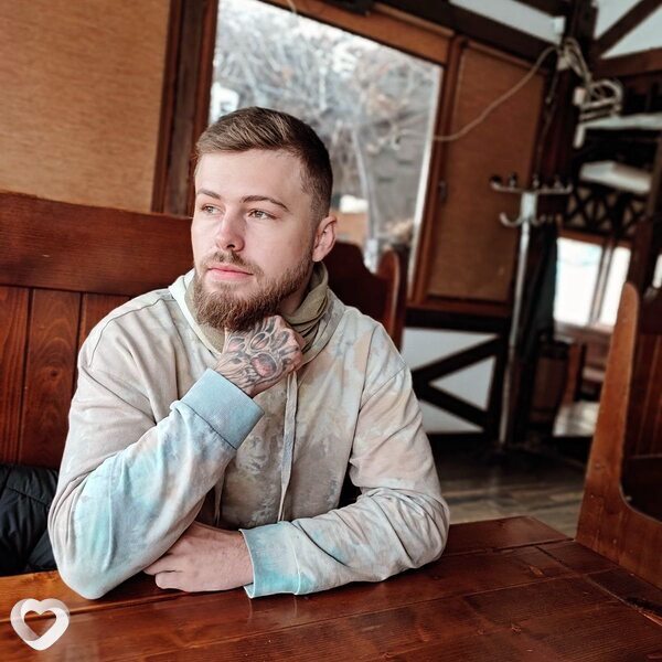 Денис, 22, Варшава — анкета №1854326
