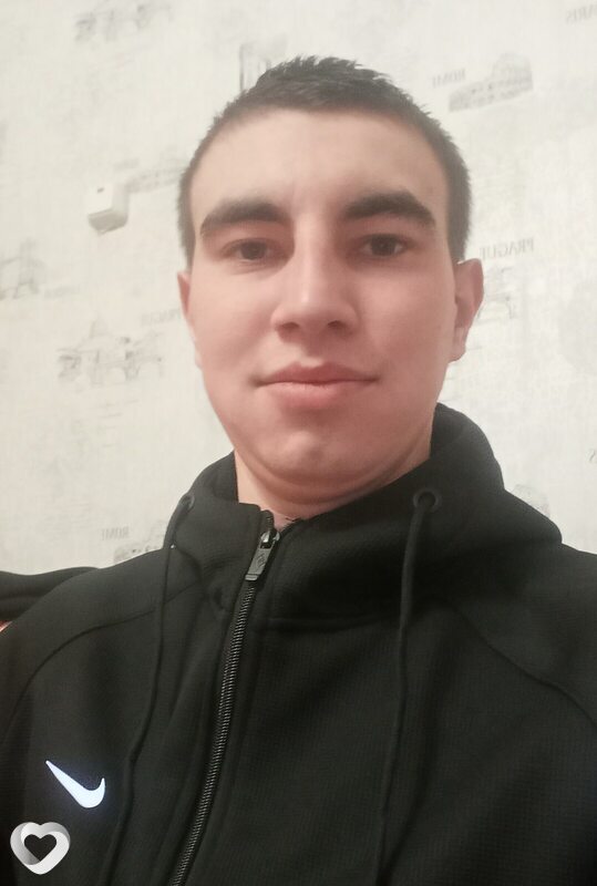Артём, 25, Ульяновске — анкета №1855580