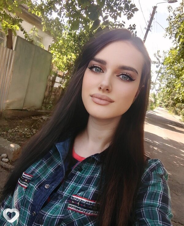 Аня, 24, Пятигорске — анкета №1857327