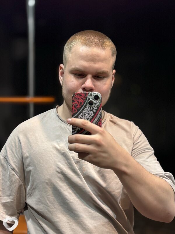 Иван, 23, Москве — анкета №1857609
