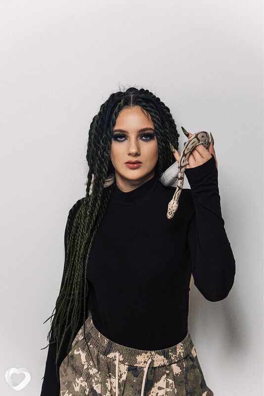 Polina, 19, Серпухове — анкета №1863662