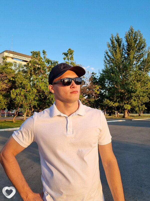 Родион, 23, Саратове — анкета №1863794