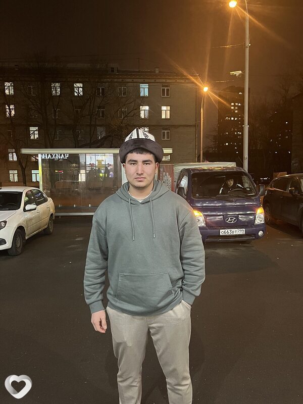 Азамат, 23, Москве — анкета №1866077