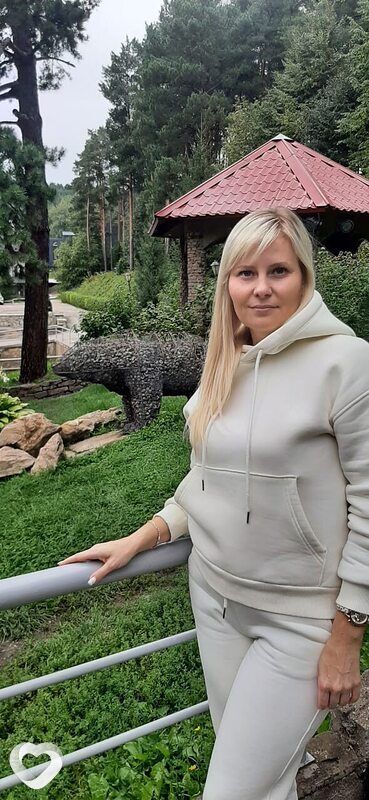 Елена, 43, Новоалтайске — анкета №1866342