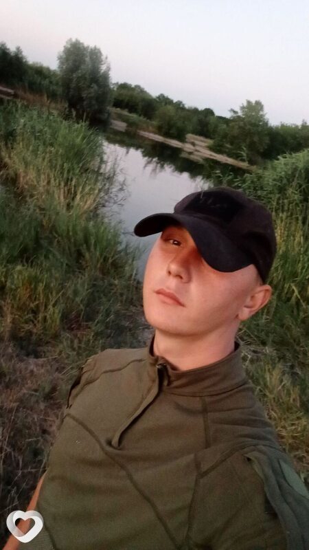 Григорий, 24, Фролове — анкета №1866384