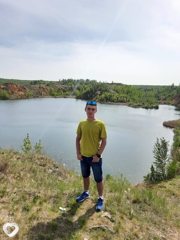 Глеб, 22, Екатеринбурге — анкета №1866812