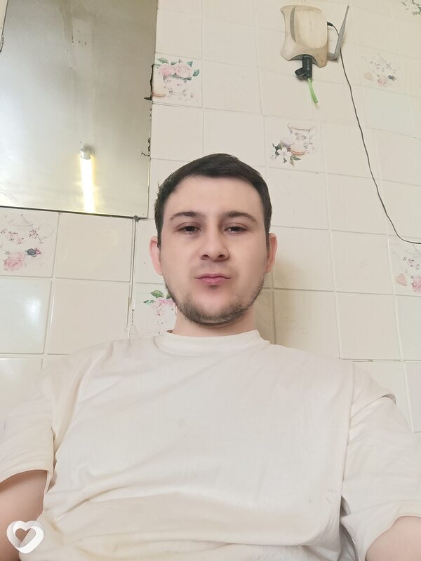 Aleks, 26, Ялте — анкета №1867025