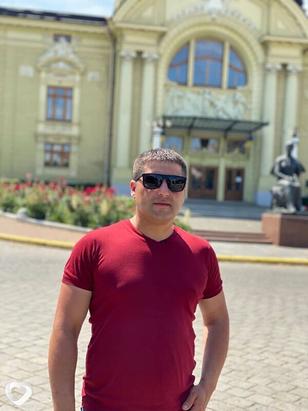 Valentin, 40, Черновцах — анкета №1867263