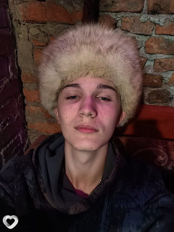 Максим, 23, Тихорецке — анкета №1867684