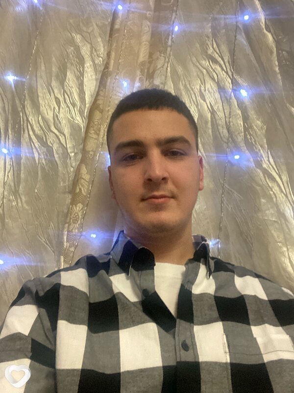 Андрей, 21, Можайске — анкета №1869585