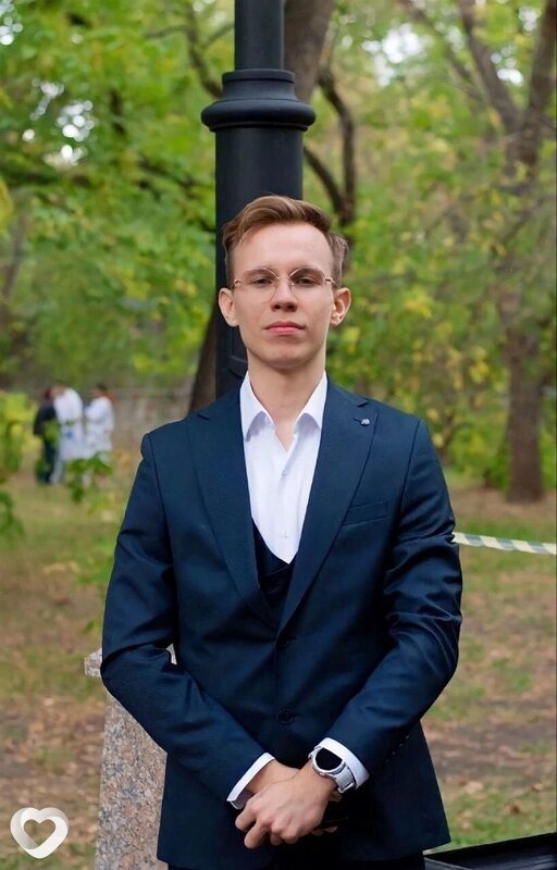 Александр, 22, Екатеринбурге — анкета №1869683