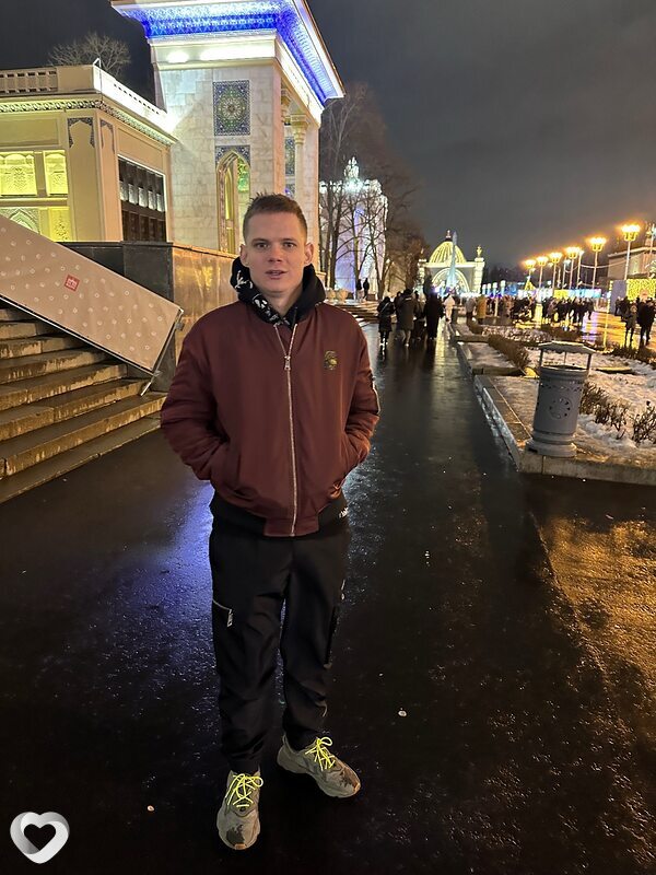 Кирилл, 26, Москве — анкета №1869730