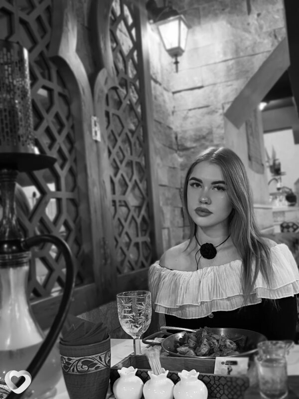 Снежана, 21, Москве — анкета №1871934