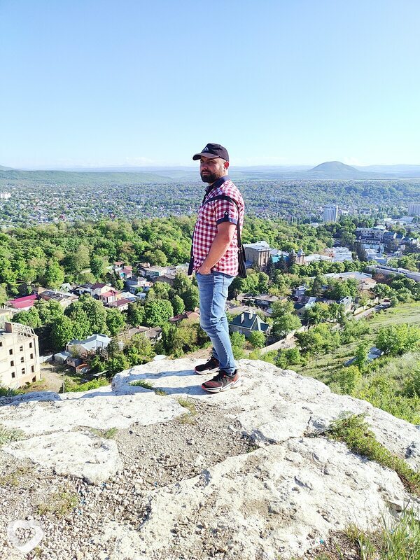 Адам, Архыз