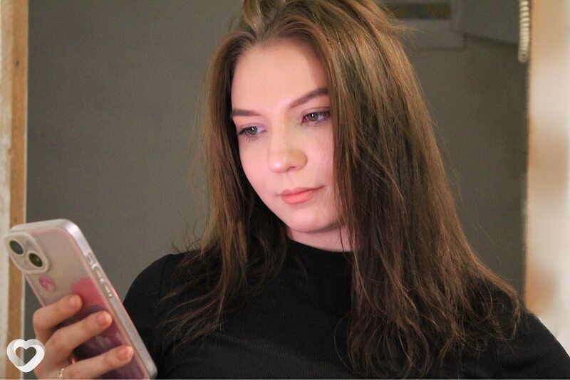 Эмилия, 21, Екатеринбурге — анкета №1874249