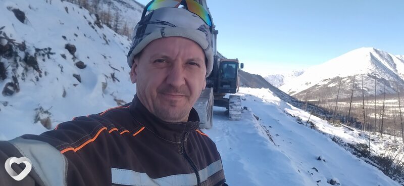 Максим, 42, Бийске — анкета №1875344