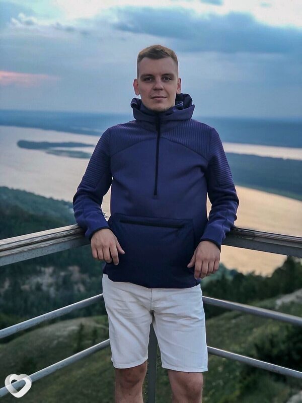Артем, 28, Донецке — анкета №1879765