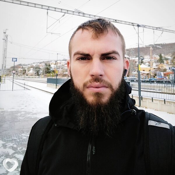 Victor, Бонн