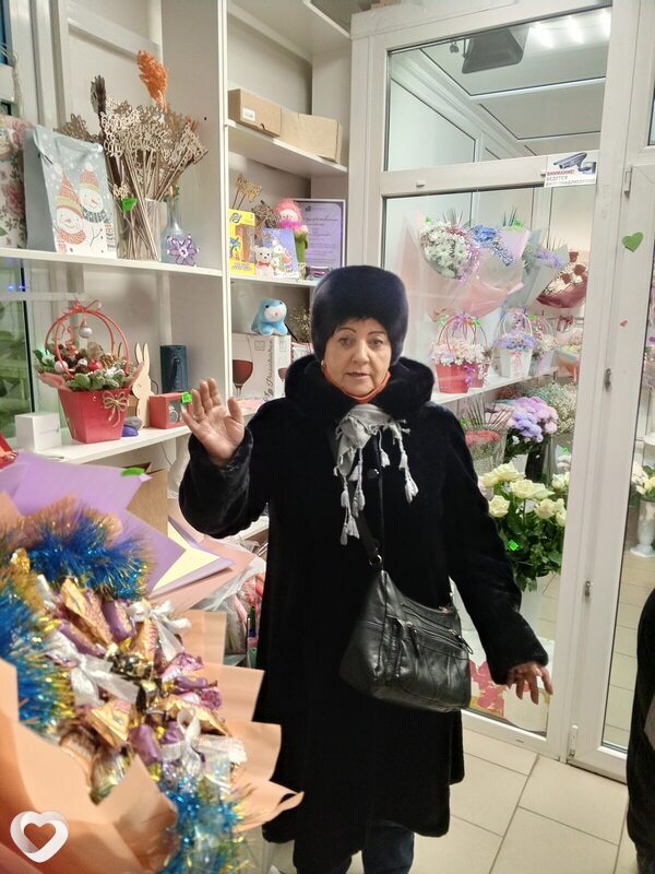 Лариса, 67, Новосибирске — анкета №1882055