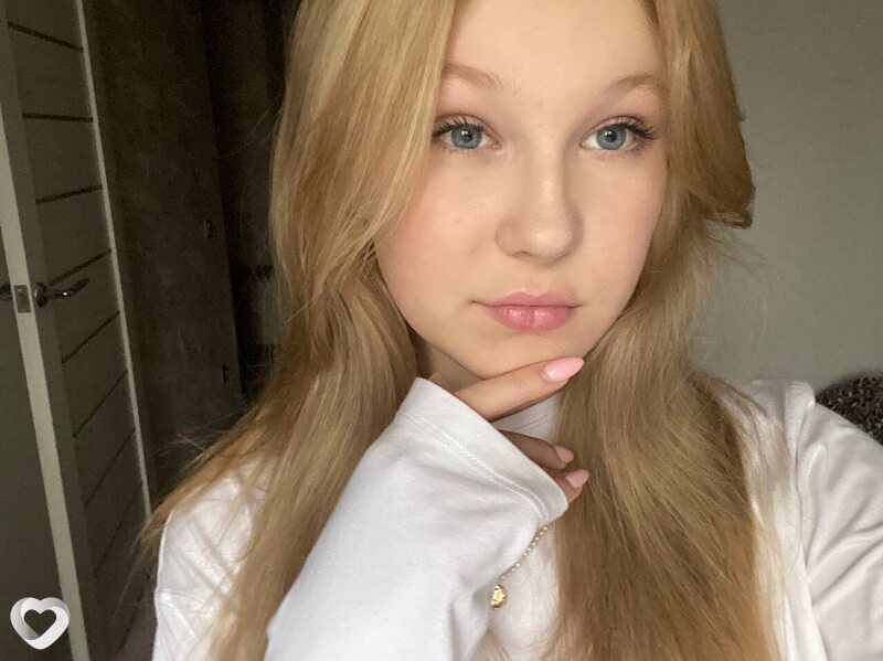 Полина, 19, Челябинске — анкета №1885606