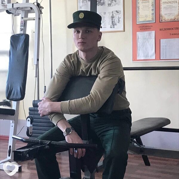 Максим, 21, Новосибирске — анкета №1890929