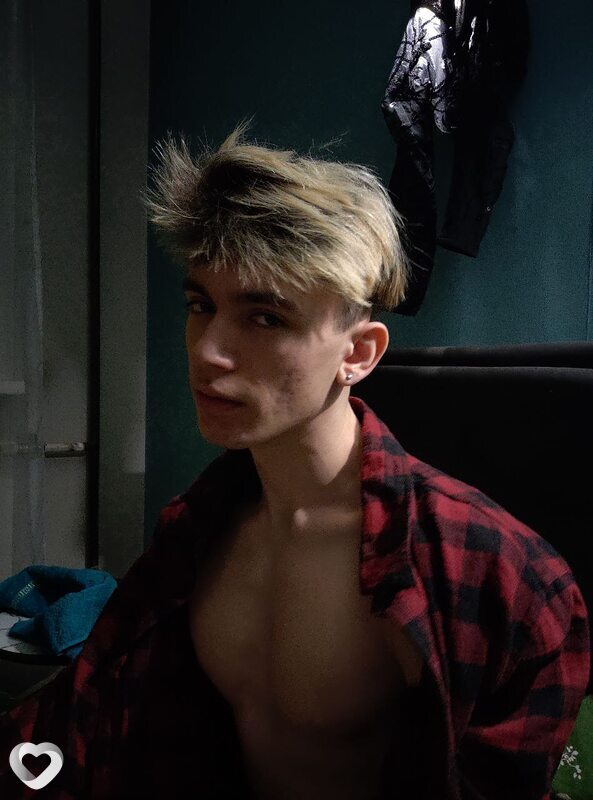 Алексей, 20, Новокузнецке — анкета №1894401