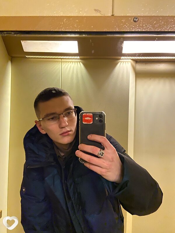 Дмитрий, 20, Москве — анкета №1898104