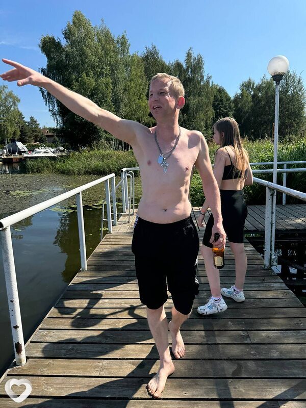 Стас, Клин