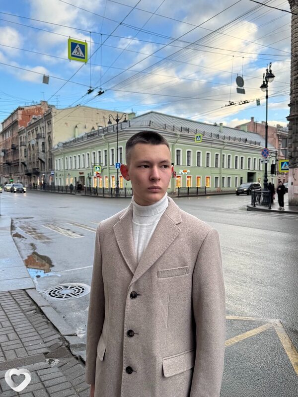 Илья, 20, Санкт-Петербурге — анкета №1899301