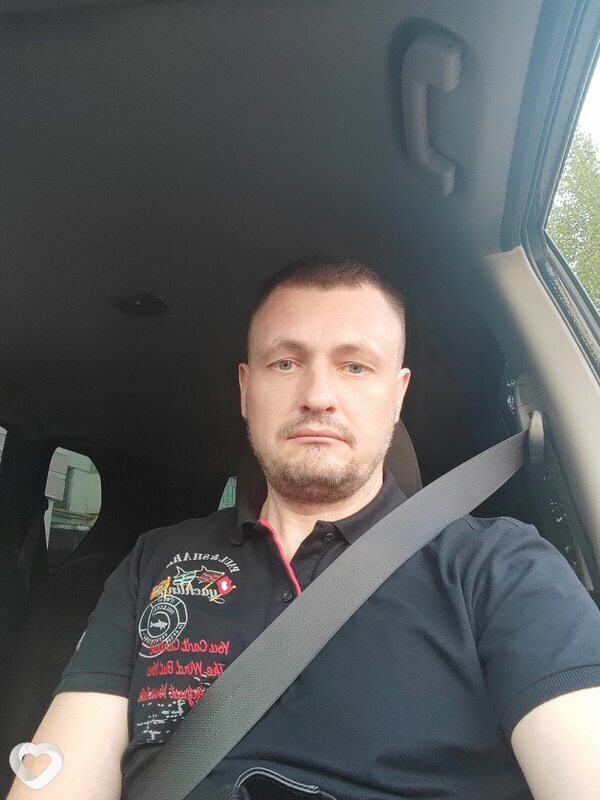 Юрий, 41, Омске — анкета №1901389