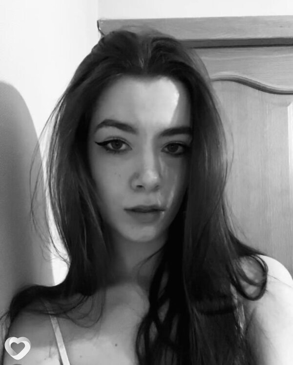 Ульяна, 20, Новосибирске — анкета №1902160