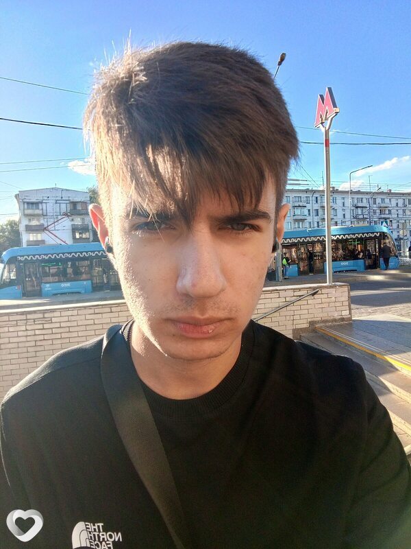 Дмитрий, 20, Москве — анкета №1903617