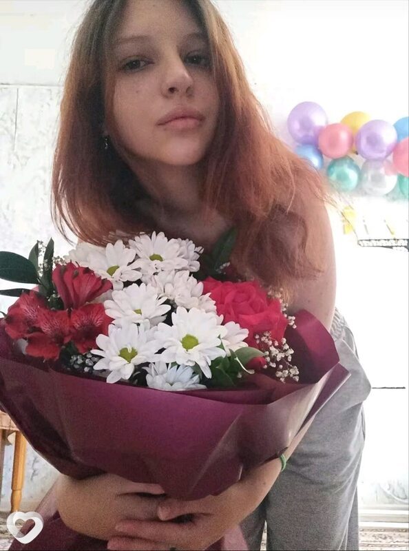 Ангелина, 19, Слуцке — анкета №1904098