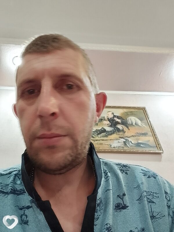 Денис, Енакиево