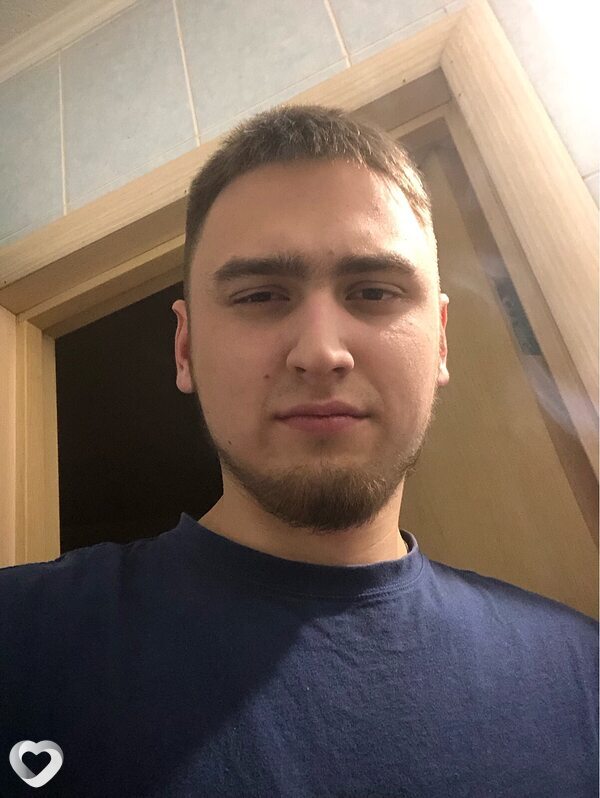 Илья, 23, Шарыпове — анкета №1912983