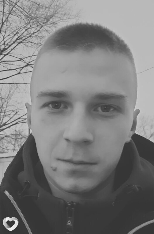 Александр, 22, Биробиджане — анкета №1917024