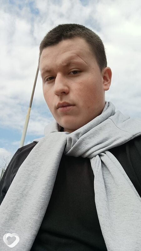 Андрей, 19, Горках — анкета №1923033