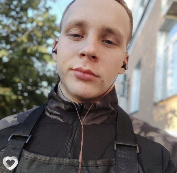 Кирилл, 21, Екатеринбурге — анкета №1930867