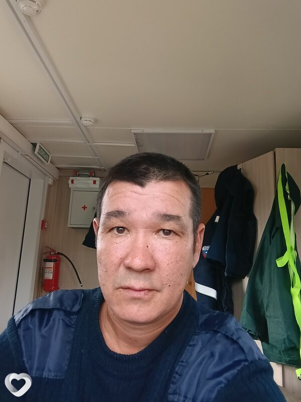 Иннокентий, 47, Якутске — анкета №1935605