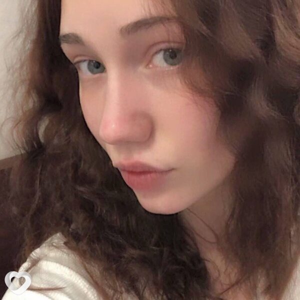 Лина, 20, Санкт-Петербурге — анкета №1940829