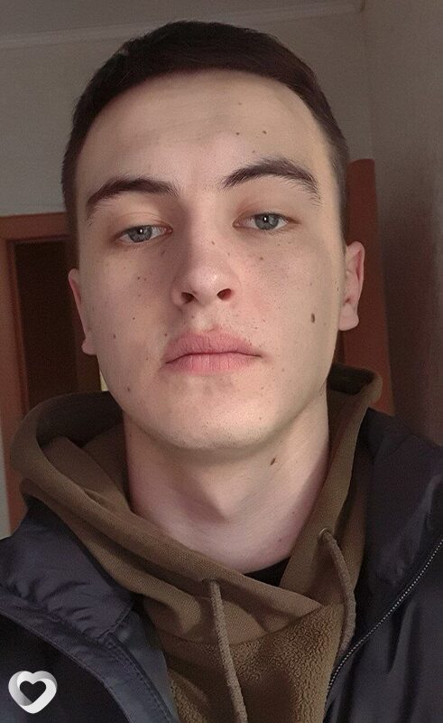 Константин, 23, Омске — анкета №1941701