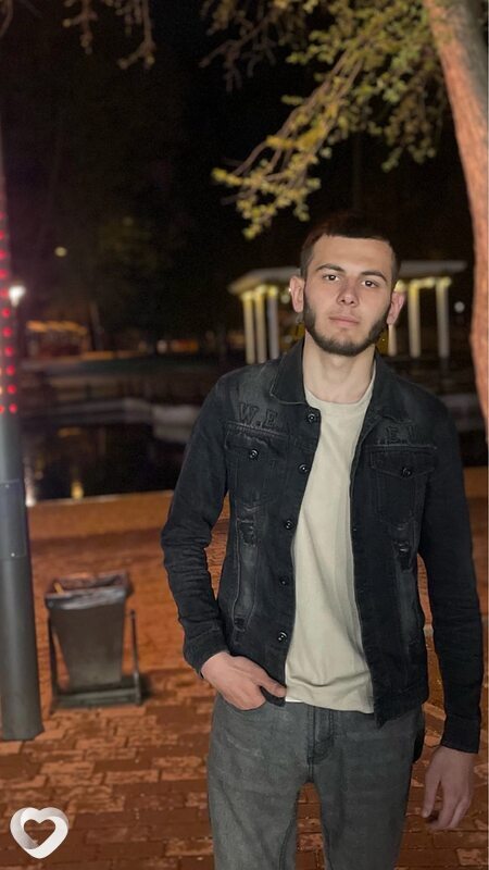 Азер, 24, Томске — анкета №1947711