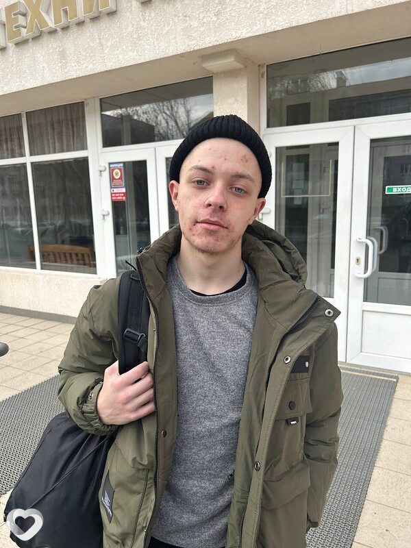 Александр, 20, Кобрине — анкета №1949321