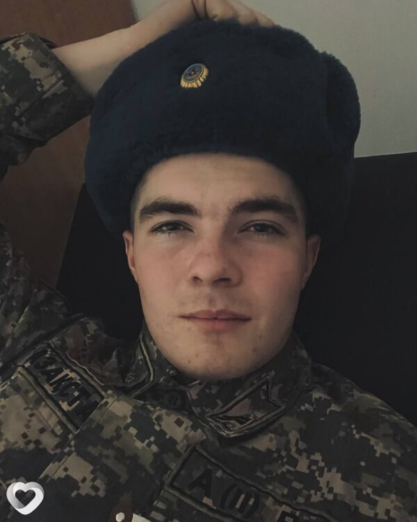 Виталий, 23, Экибастузе — анкета №1958233